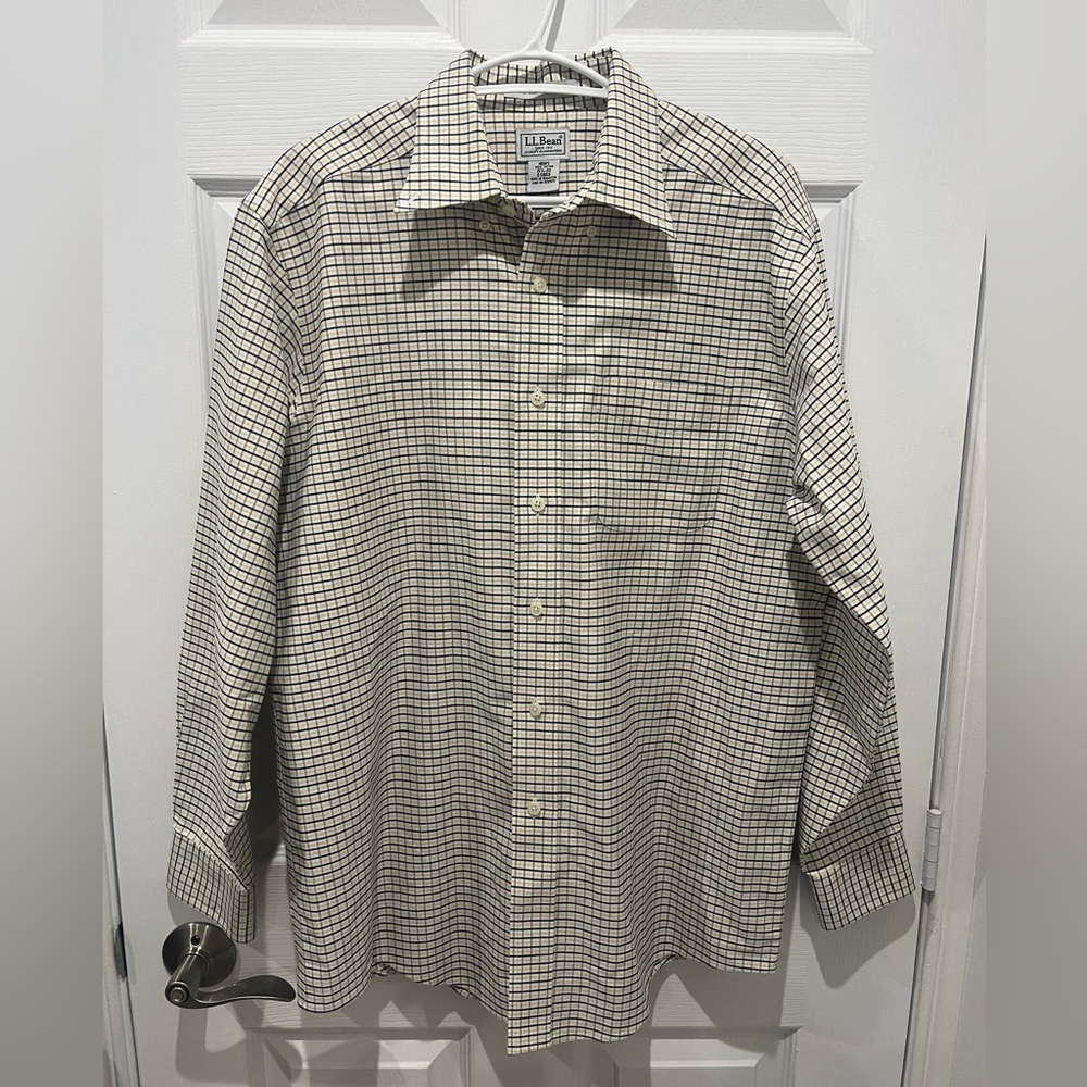 L.L Bean Cream Wrinkle Resistant Button Down Shirt Plaid Pocket‎ Long Sleeve XL